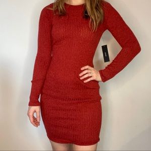 ⚡️$10 SALE⚡️NWT Lulus Red Long Sleeve Dress